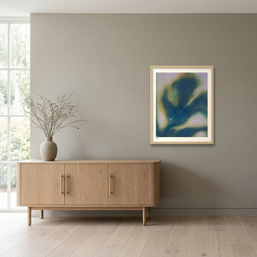 Candela — 40×50cm, 16×20" Oak Frame